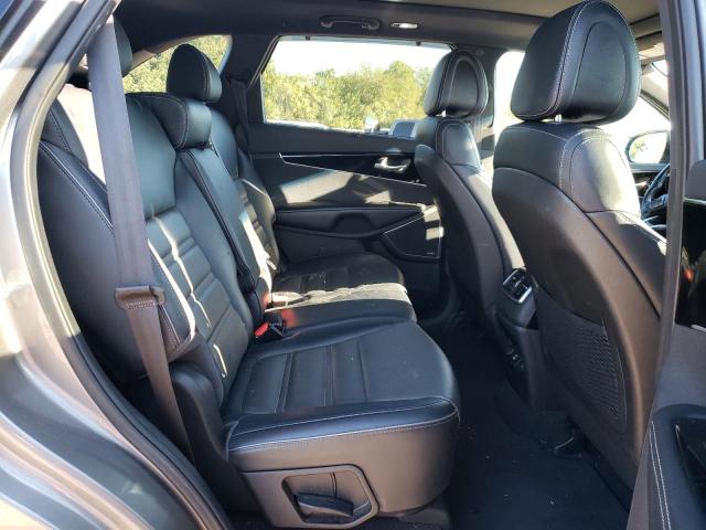 Photo 6 from auction – 2016 KIA SORENTO SX with VIN 5XYPKDA17GG014571