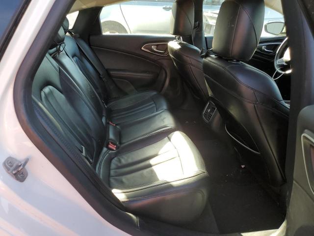 Photo 6 from auction – 2015 CHRYSLER 200 C with VIN 1C3CCCCG4FN519972