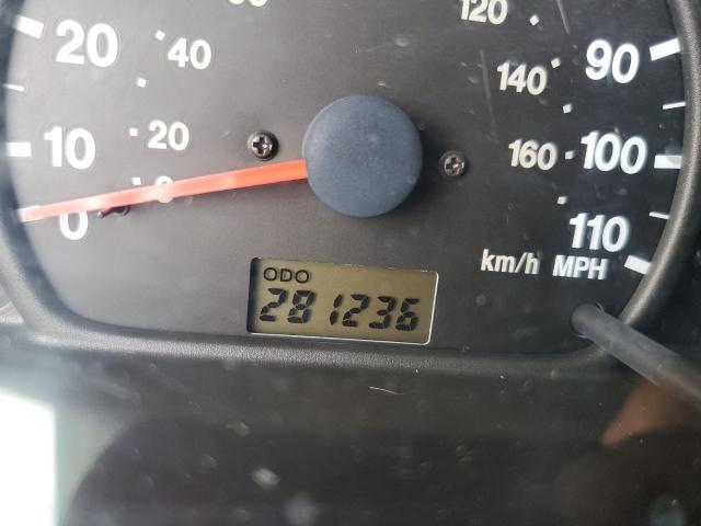 Photo 8 from auction – 2002 CHEVROLET TRACKER with VIN 2CNBJ13CX26928325