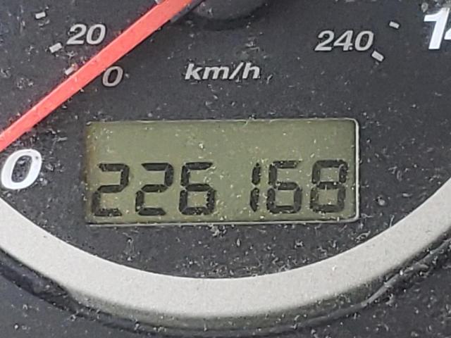 Photo 8 from auction – 2003 HONDA CR-V EX with VIN JHLRD78803C011293