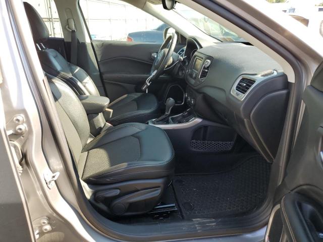 Photo 5 from auction – 2017 JEEP COMPASS LA with VIN 3C4NJDBB2HT681754