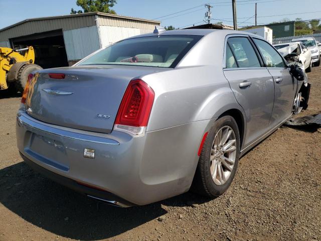 Photo 4 from auction – 2016 CHRYSLER 300 LIMITE with VIN 2C3CCAAG7GH282217