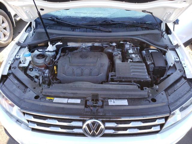 Photo 7 from auction – 2018 VOLKSWAGEN TIGUAN S with VIN 3VV0B7AX6JM080581