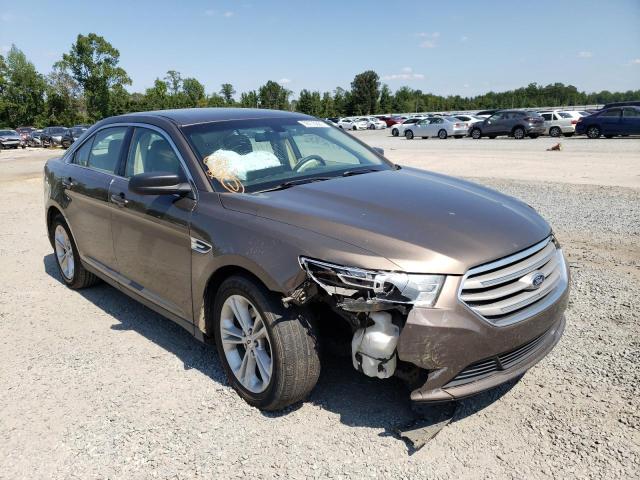 FORD TAURUS SE 2015 con VIN 1FAHP2D82FG175527 - Foto de la subasta