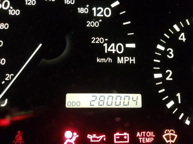 Photo 8 from auction – 2000 LEXUS RX 300 with VIN JT6HF10U7Y0136297