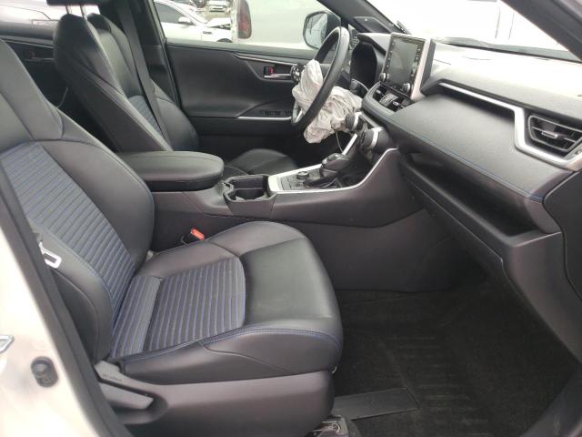 Photo 5 from auction – 2019 TOYOTA RAV4 XSE with VIN JTMEWRFV3KD506428