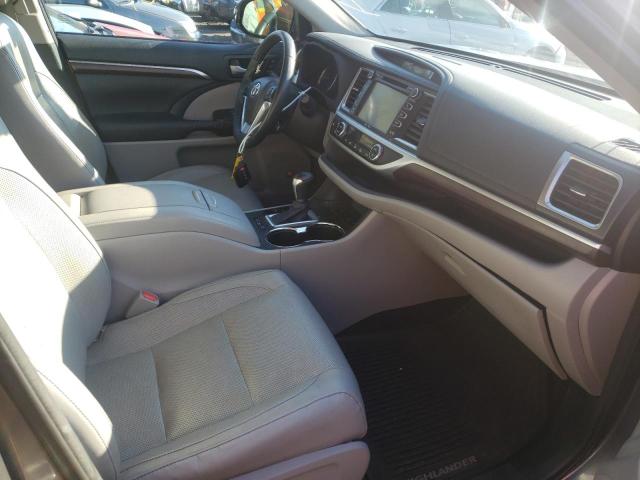 Photo 5 from auction – 2015 TOYOTA HIGHLANDER with VIN 5TDDKRFH7FS106027
