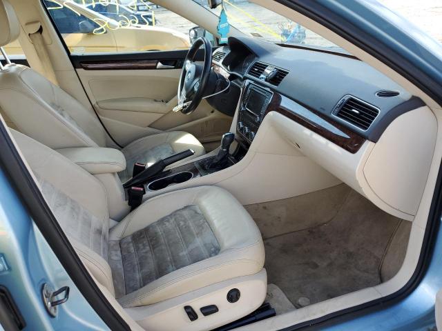 Photo 5 from auction – 2013 VOLKSWAGEN PASSAT SEL with VIN 1VWCN7A38DC035936