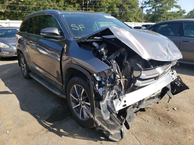 TOYOTA HIGHLANDER 2018 with VIN 5TDJZRFH3JS540517 - Photo from auction