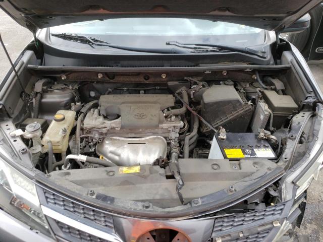 Photo 7 from auction – 2013 TOYOTA RAV4 LE with VIN JTMZFREV8D5012212