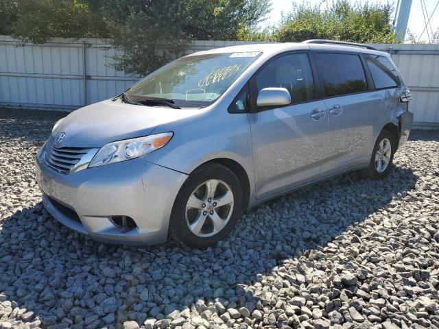 Photo 2 from auction – 2017 TOYOTA SIENNA LE with VIN 5TDKZ3DC3HS774871