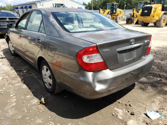 Photo 3 from auction – 2004 TOYOTA CAMRY LE with VIN JTDBE32K440260210