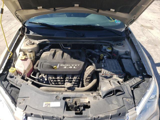Photo 7 from auction – 2014 CHRYSLER 200 TOURIN with VIN 1C3CCBBB1EN179890