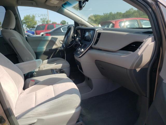 Photo 5 from auction – 2015 TOYOTA SIENNA LE with VIN 5TDKK3DC4FS547660