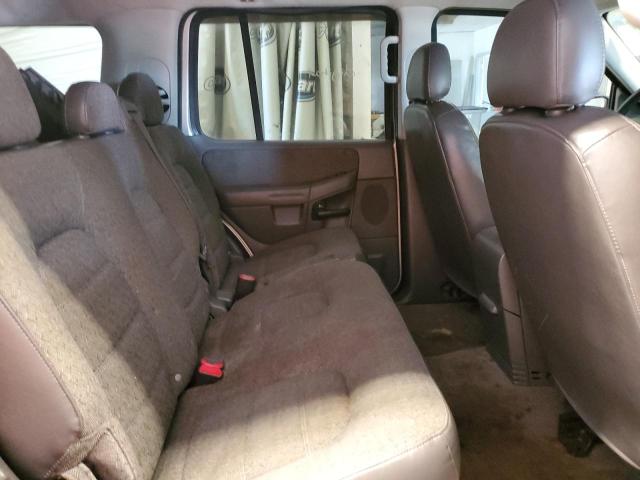 Photo 6 from auction – 2004 FORD EXPLORER X with VIN 1FMZU72E54UB71995
