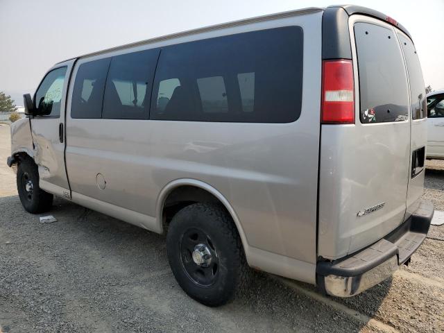 Photo 3 from auction – 2005 CHEVROLET EXPRESS G1 with VIN 1GCFH15T151216162
