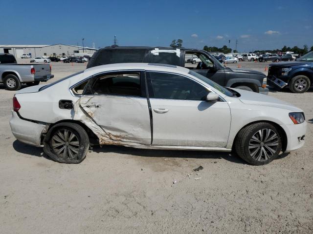 Photo 9 from auction – 2015 VOLKSWAGEN PASSAT SE with VIN 1VWBV7A33FC021795