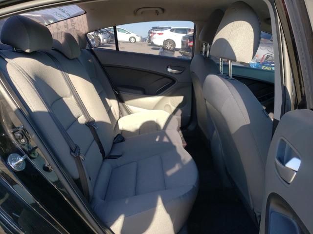 Photo 6 from auction – 2017 KIA FORTE LX with VIN 3KPFK4A7XHE020850