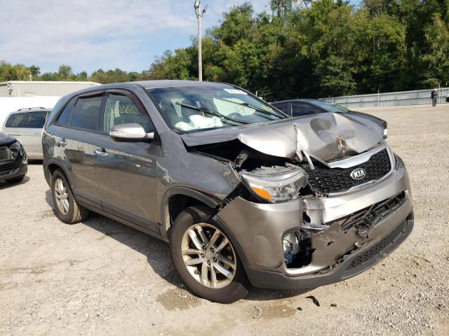 KIA SORENTO LX 2015 with VIN 5XYKT3A66FG560757 - Photo from auction