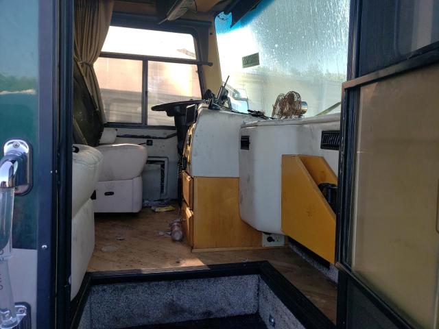 Photo 5 from auction – 2001 ROADMASTER RAIL EXECUTIVE with VIN 1RF12061511014706