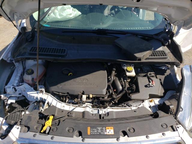 Photo 7 from auction – 2017 FORD ESCAPE SE with VIN 1FMCU9GD4HUD77851