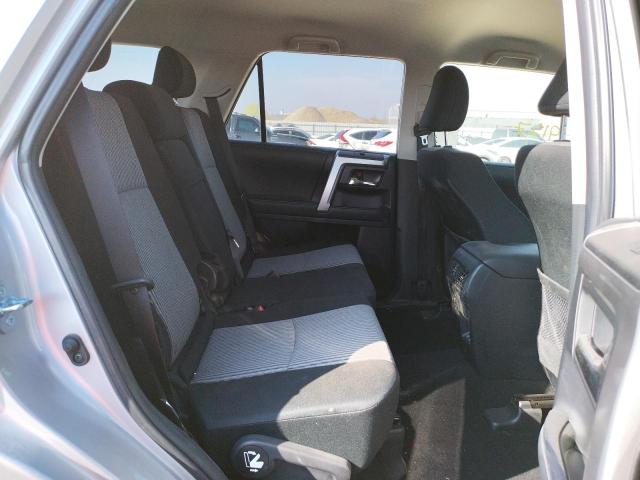 Photo 6 from auction – 2022 TOYOTA 4RUNNER SR with VIN JTEMU5JRXN6016108