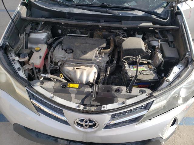 Photo 7 from auction – 2013 TOYOTA RAV4 LE with VIN 2T3BFREV4DW022553