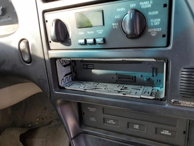 Photo 9 from auction – 1996 FORD THUNDERBIR with VIN 1FALP62W9TH180104