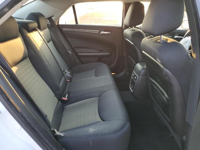 Photo 6 from auction – 2019 CHRYSLER 300 TOURIN with VIN 2C3CCAAG7KH626668