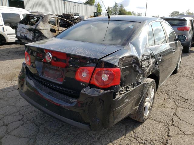 Photo 4 from auction – 2007 VOLKSWAGEN JETTA WOLF with VIN 3VWEF71K47M079030