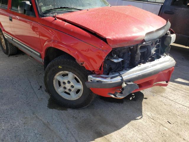 Photo 9 from auction – 2000 CHEVROLET BLAZER with VIN 1GNDT13W4Y2380904