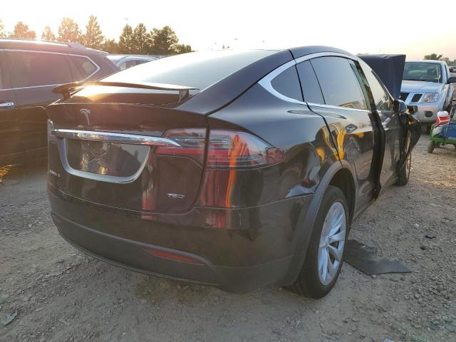 Photo 4 from auction – 2018 TESLA MODEL X with VIN 5YJXCDE25JF090210