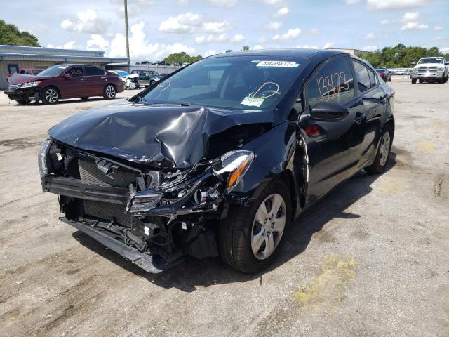 Photo 2 from auction – 2017 KIA FORTE LX with VIN 3KPFK4A71HE093623