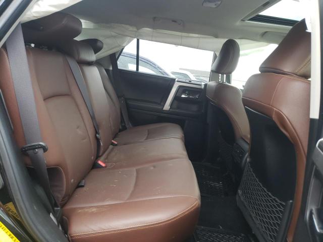 Photo 6 from auction – 2019 TOYOTA 4RUNNER SR with VIN JTEBU5JR2K5704287