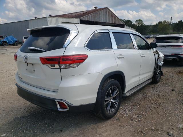 Photo 4 from auction – 2017 TOYOTA HIGHLANDER with VIN 5TDZARFH9HS027955