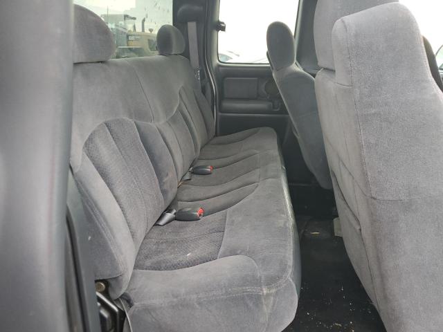 Photo 6 from auction – 2002 CHEVROLET SILVERADO with VIN 2GCEC19T821343940