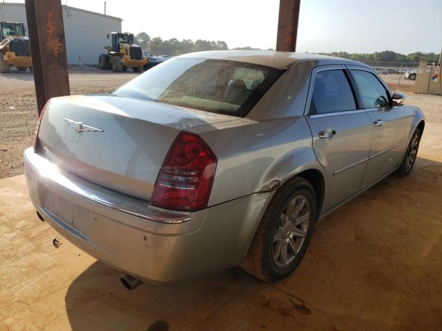 Photo 4 from auction – 2005 CHRYSLER 300C with VIN 2C3AA63H55H563333