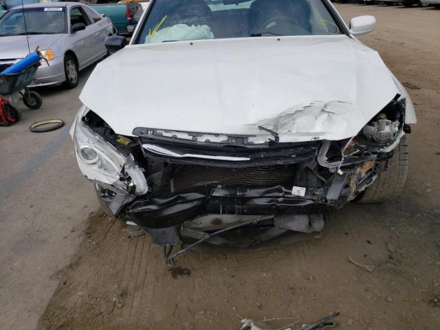 Photo 9 from auction – 2013 CHRYSLER 200 LX with VIN 1C3CCBAB7DN698734