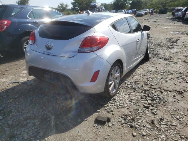 Photo 4 from auction – 2017 HYUNDAI VELOSTER with VIN KMHTC6AD0HU306639
