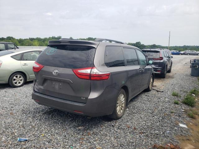 Photo 4 from auction – 2016 TOYOTA SIENNA XLE with VIN 5TDYK3DC3GS705465
