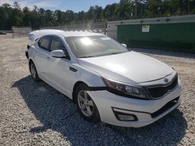 KIA OPTIMA LX 2015 مع رقم تعريف المركبة 5XXGM4A73FG392467 - صورة من المزاد