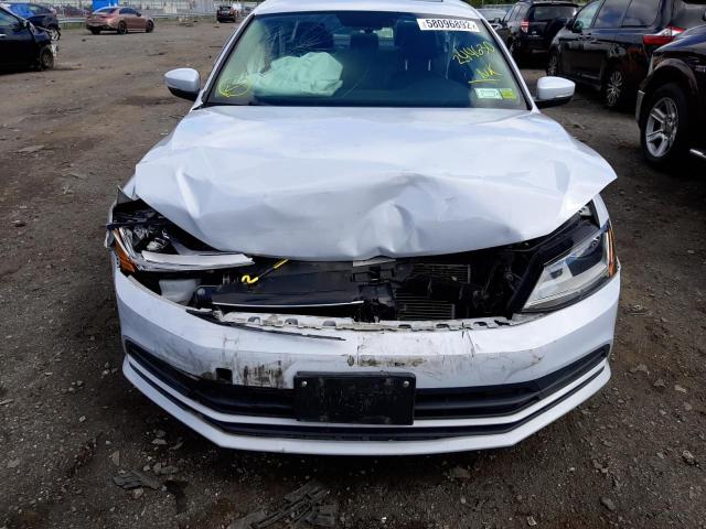 Photo 9 from auction – 2017 VOLKSWAGEN JETTA SE with VIN 3VWDB7AJXHM244630