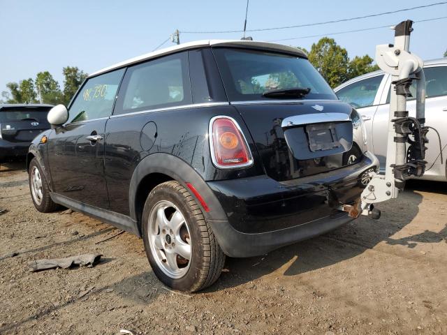 Photo 3 from auction – 2010 MINI COOPER with VIN WMWMF3C55ATU77304