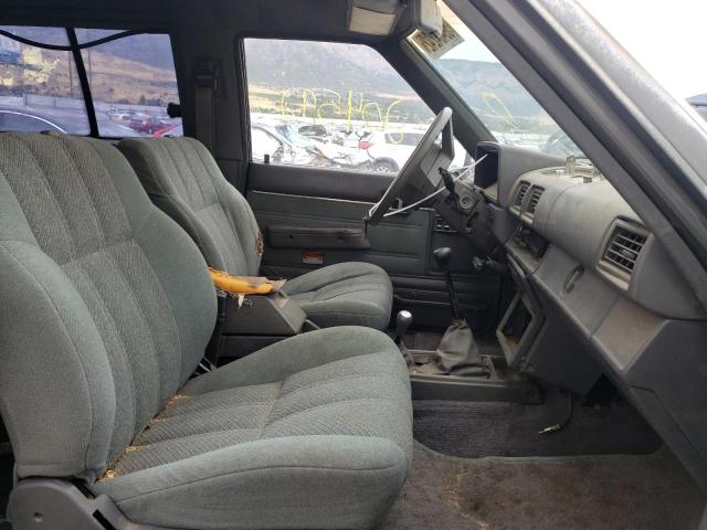 Photo 5 from auction – 1987 TOYOTA 4RUNNER RN with VIN JT4RN62D8H0122354
