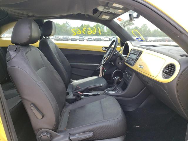 Photo 5 from auction – 2012 VOLKSWAGEN BEETLE with VIN 3VWJP7AT4CM624609