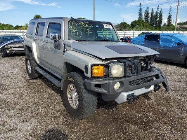 HUMMER H3 2008 with VIN 5GTEN13E388119428 - Photo from auction