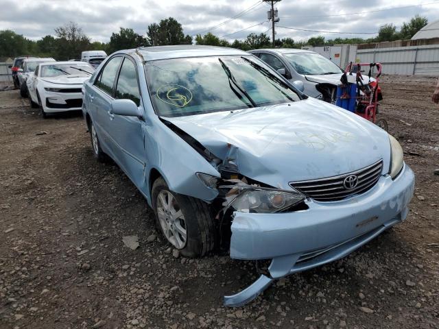 TOYOTA CAMRY LE 2005 with VIN 4T1BF30K65U609440 - Photo from auction