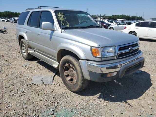 TOYOTA 4RUNNER SR 2000 with VIN JT3GN86R5Y0172965 - Photo from auction