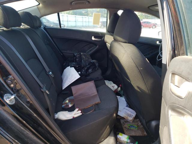 Photo 6 from auction – 2017 KIA FORTE LX with VIN 3KPFK4A77HE092623