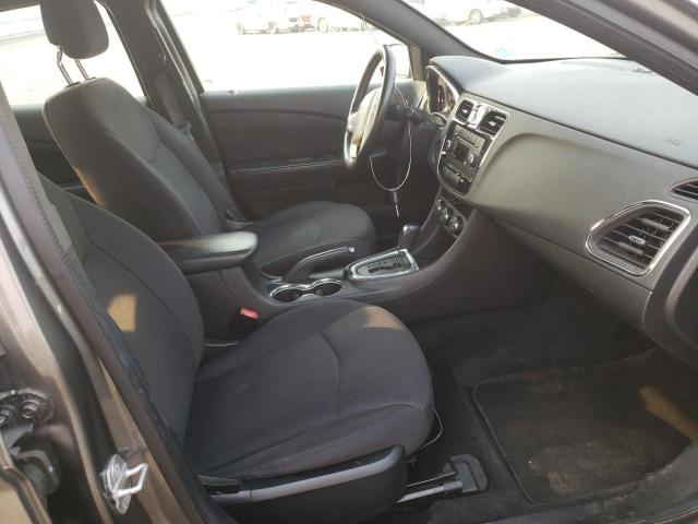 Photo 5 from auction – 2013 CHRYSLER 200 TOURIN with VIN 1C3CCBBB3DN695747